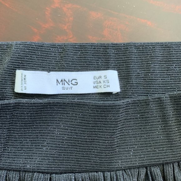 Mango Pleated Skirt - Picture 2 of 2